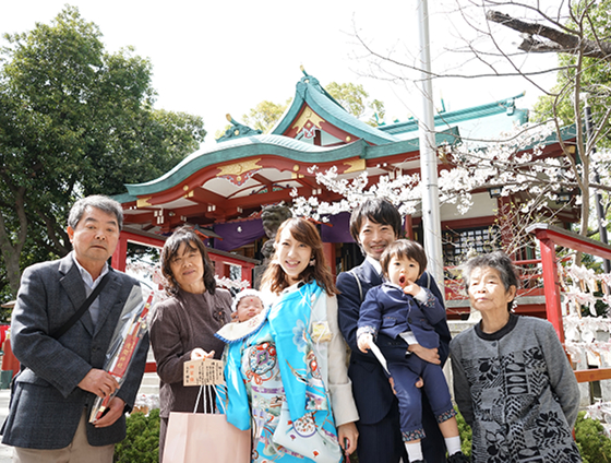 お宮参りにふさわしい服装とは？祖母として押さえておきたいポイント